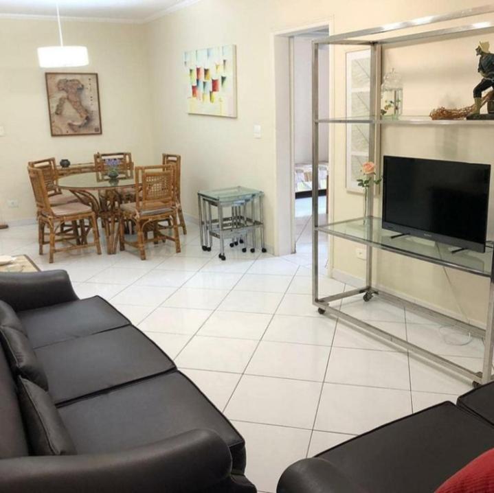 Apartamento Na De Pitangueiras-guaruja A 50mt Da E Comercio Perto